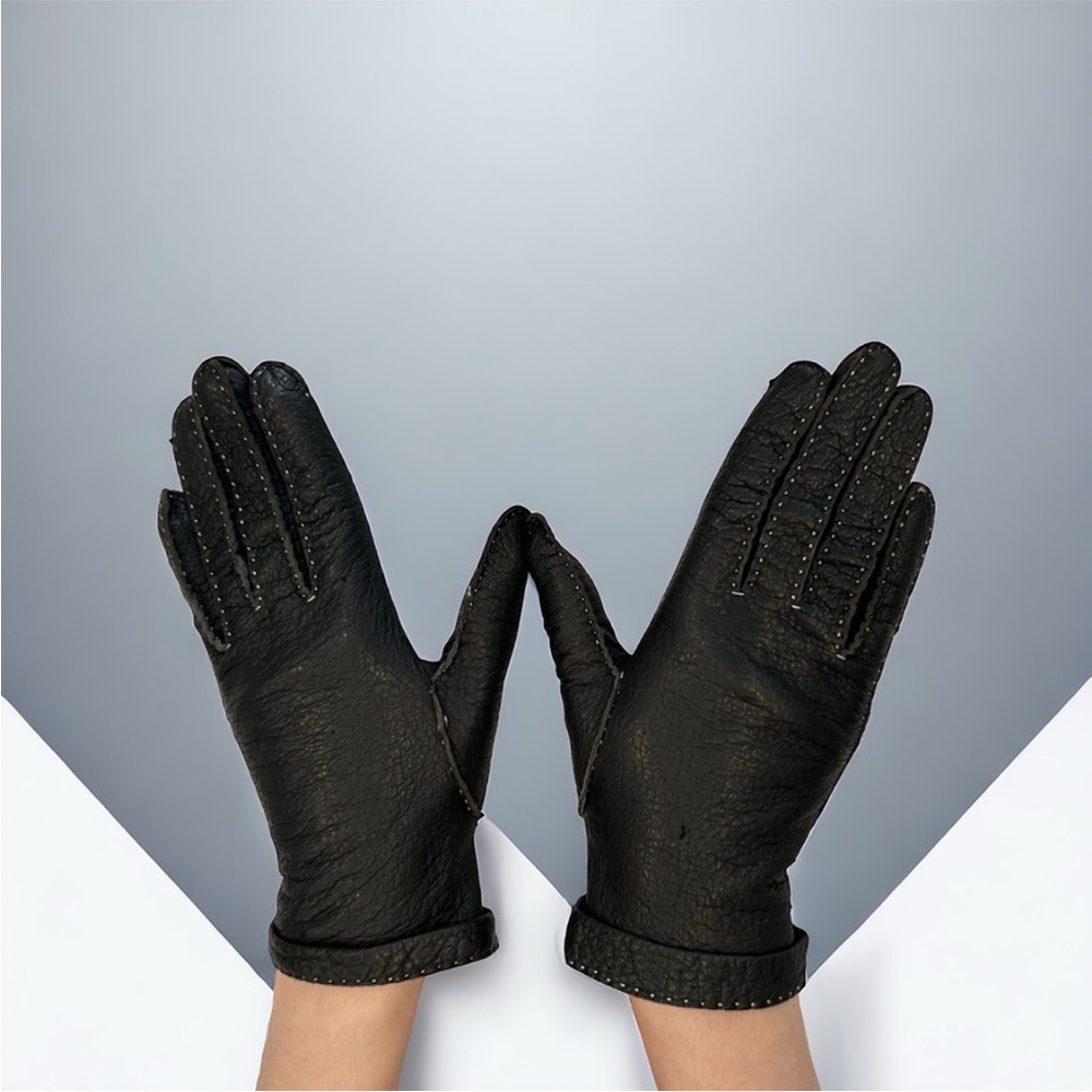 Handmade Topstitched Leather
Driving Gloves